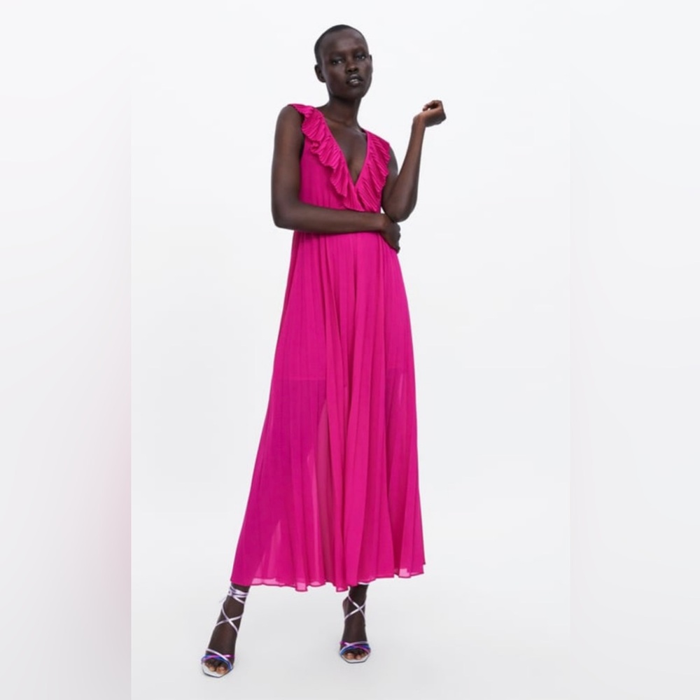 Zara XS Sleeveless Pleated Maxi Dress